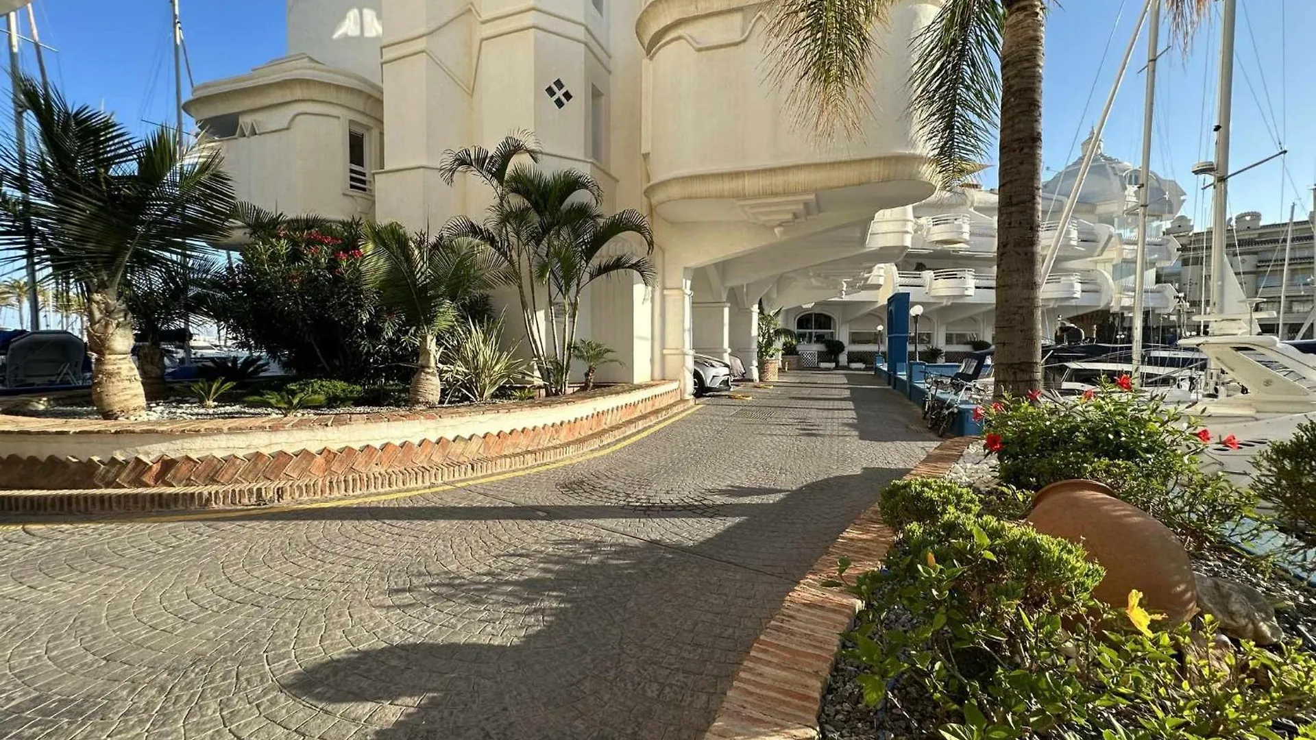 דירה בנאלמדנה Nice Apartament In Puerto Marina