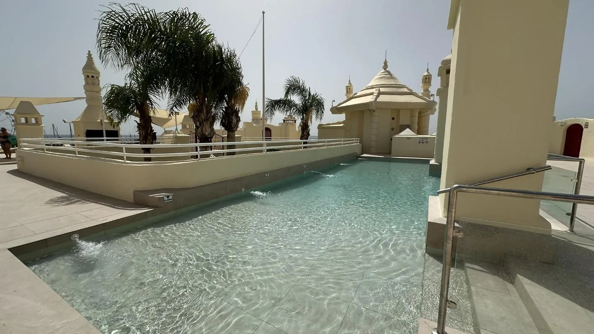בנאלמדנה Nice Apartament In Puerto Marina